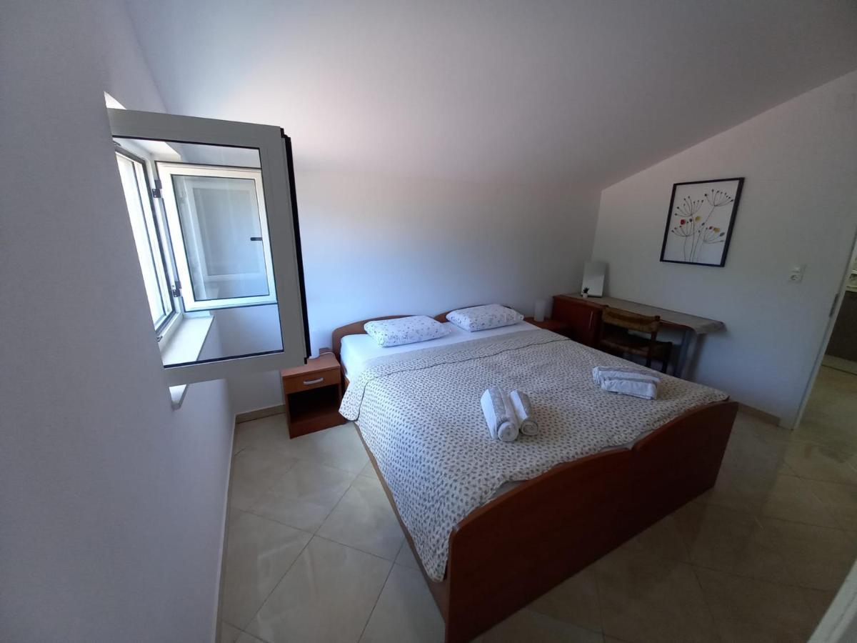Apartman Marina Sa Parkingom Jelsa  Exterior foto